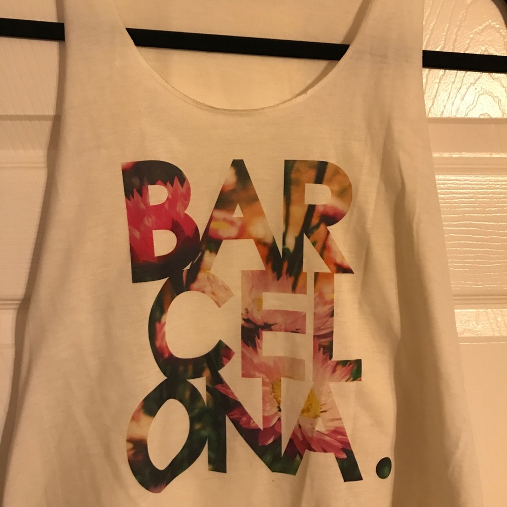 SOLD 💙 "Barcelona" floral tank top